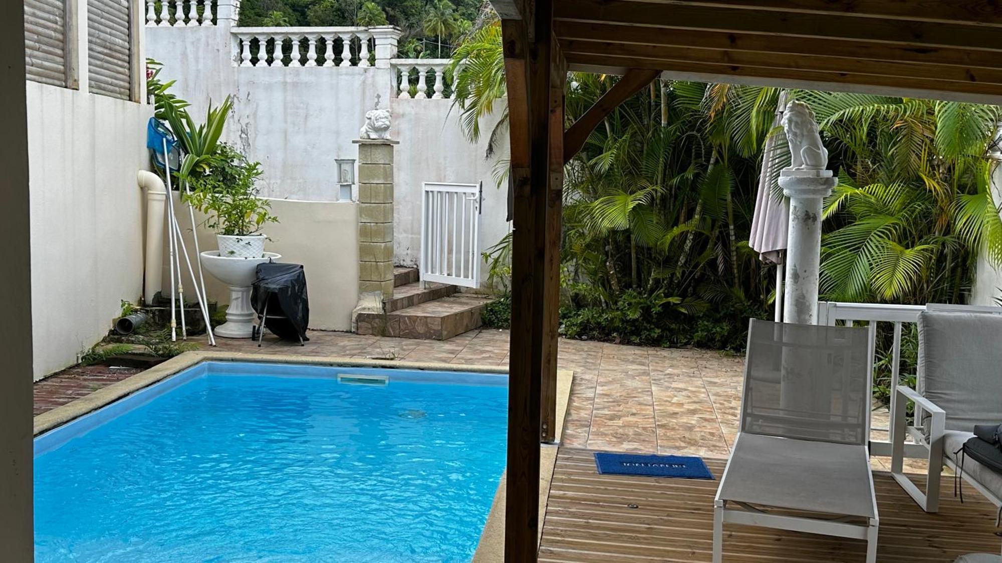 Appartamento Chez Francis Petit-Bourg Esterno foto